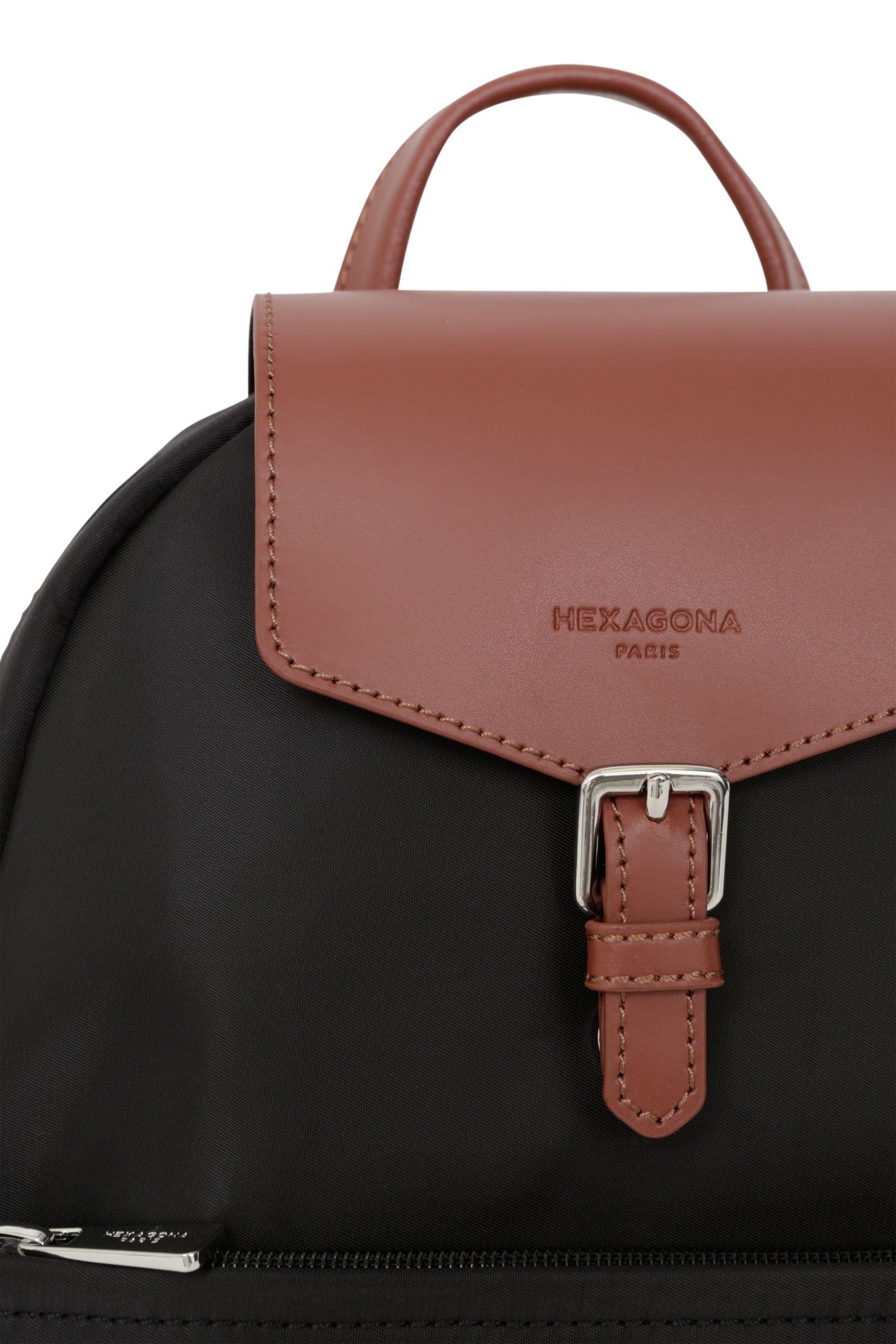 #couleur_noir/marron-foncé