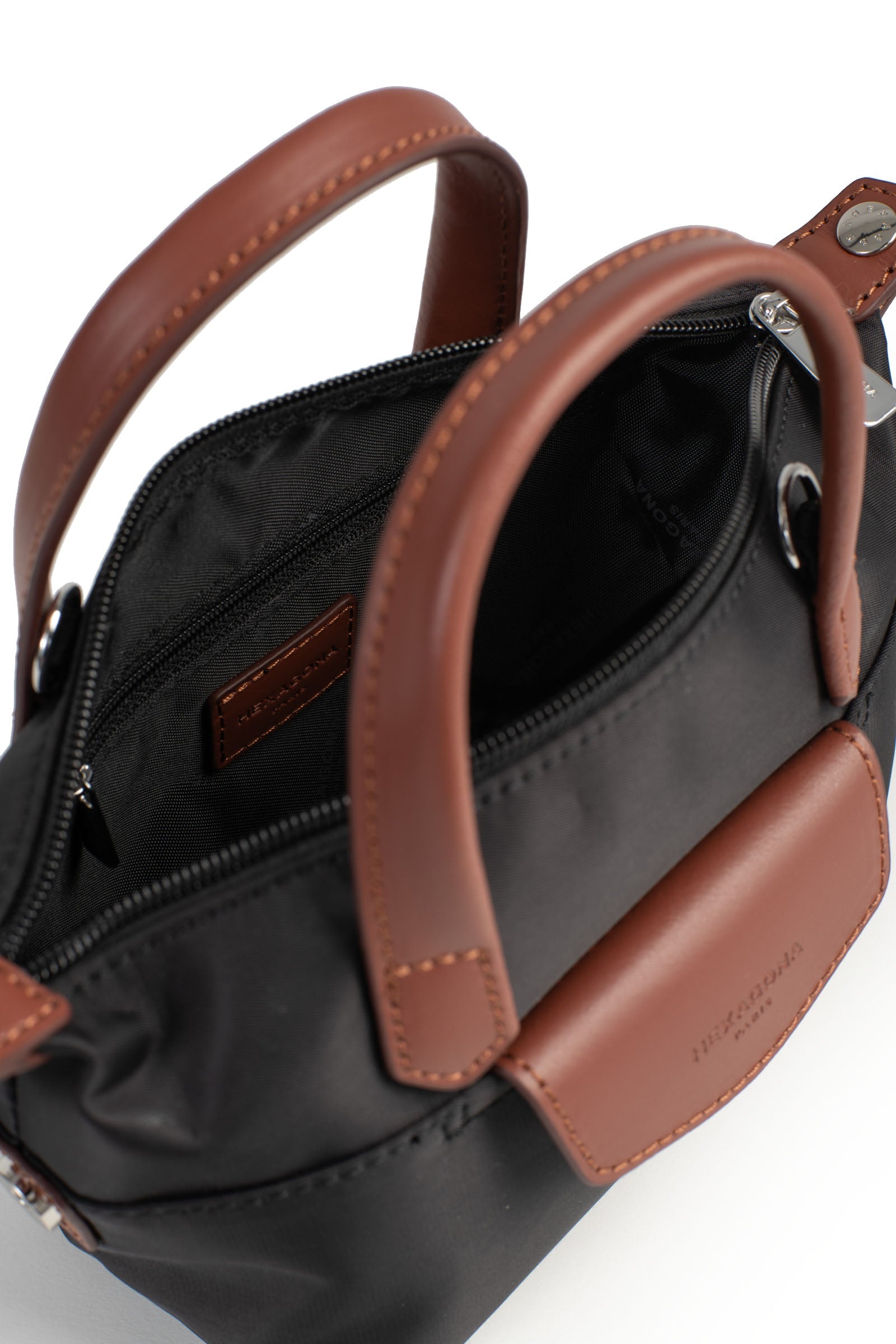 #couleur_noir/marron