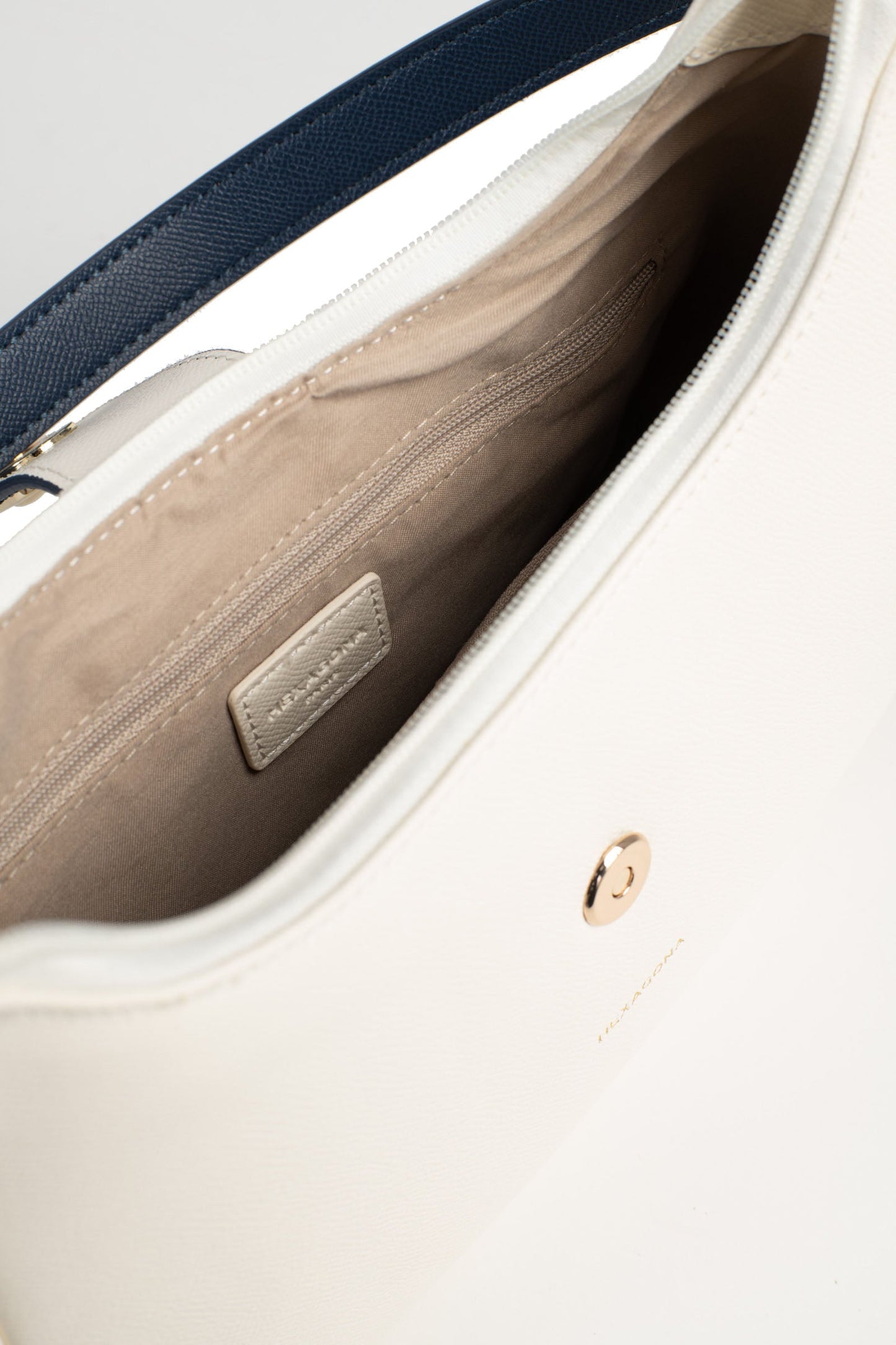 #couleur_blanc/marine