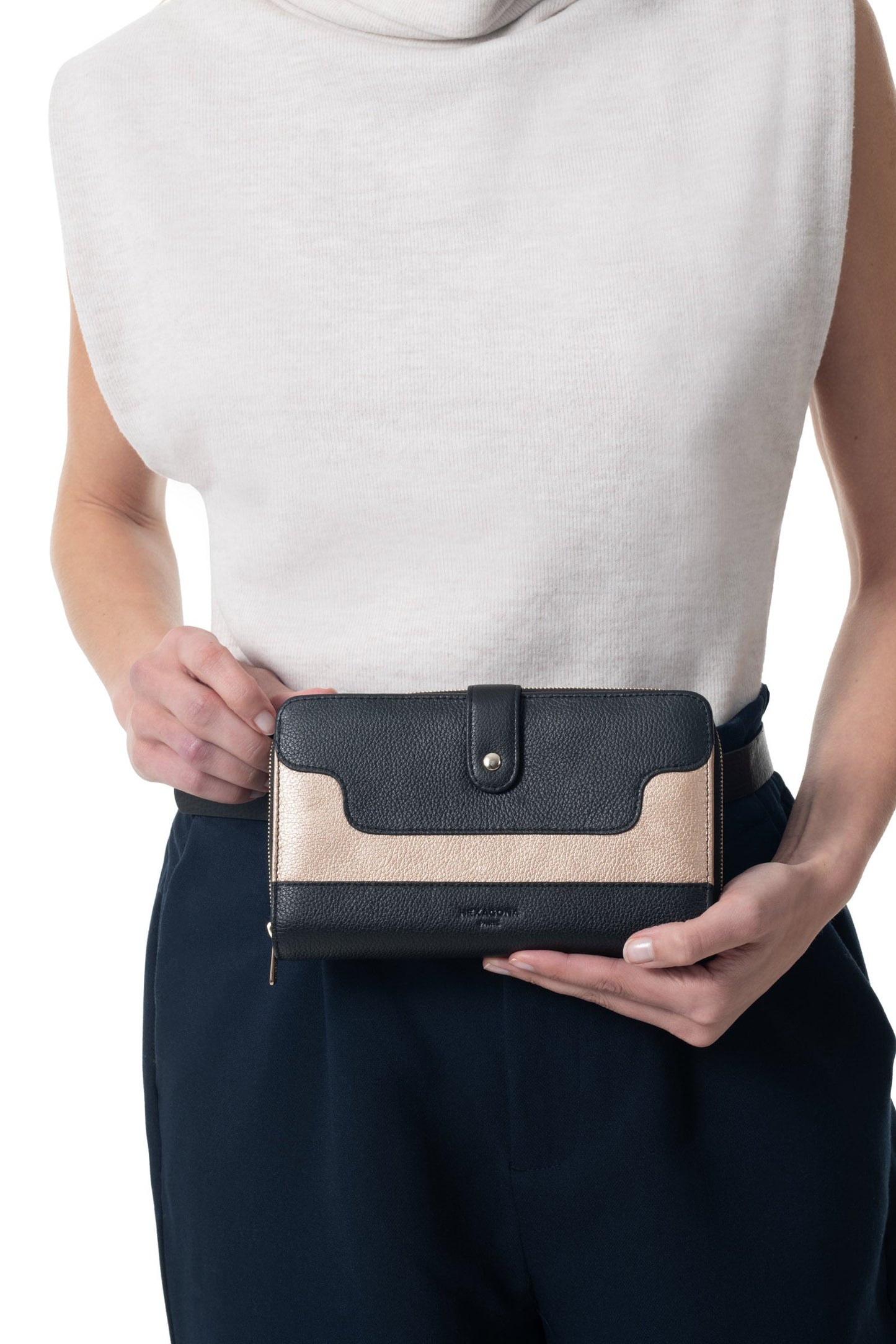 Travel Companion - 1 panel - Stop RFID - Leather