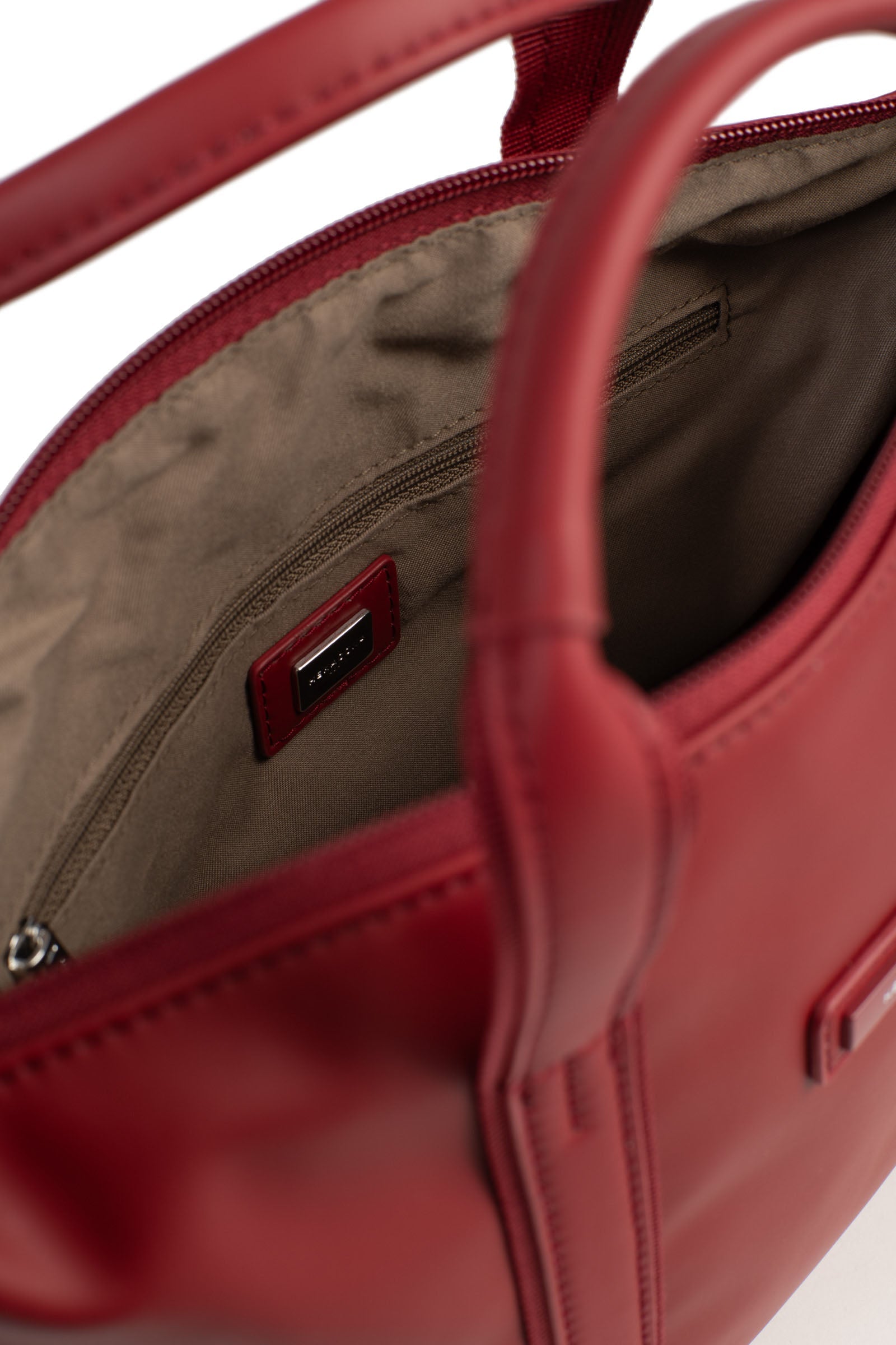 #couleur_rouge-foncé